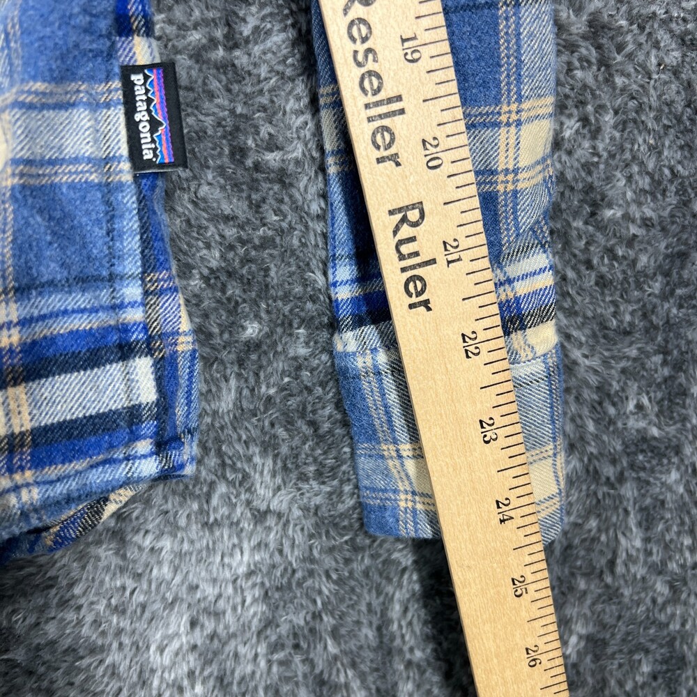 Patagonia Shirt Womens L Blue Plaid Long Sleeve Button Up Pockets Cotton Flannel - Picture 4 of 11